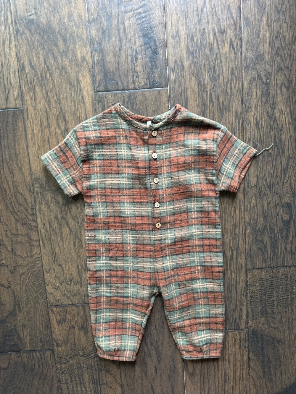 Rylee cru Plaid Short-Sleeve Baby Romper in Rust & Sage
